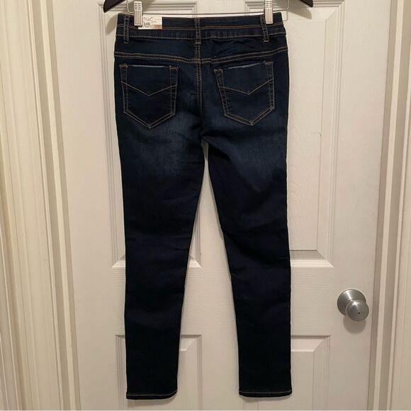 NEW Mudd Girls Dark Wash Skinny Jeans Juniors Size 14 Adjustable Waist NWT - Picture 2 of 4